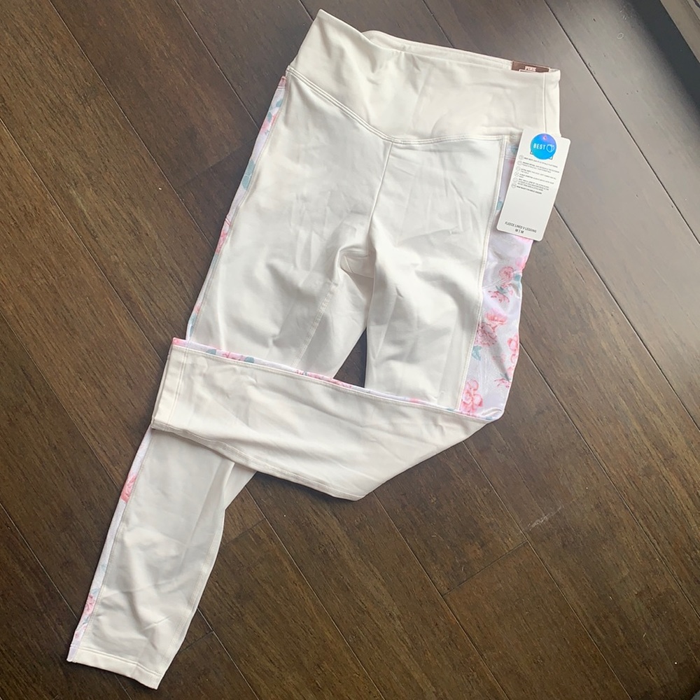 Victoria’s Secret fleece lined leggings. High waisted. Cozy collection. SizeM